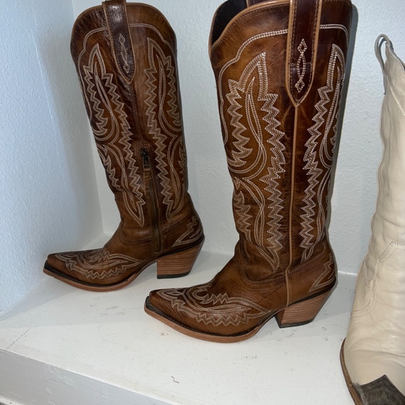 Ariat Casanova - Picture 4 of 5